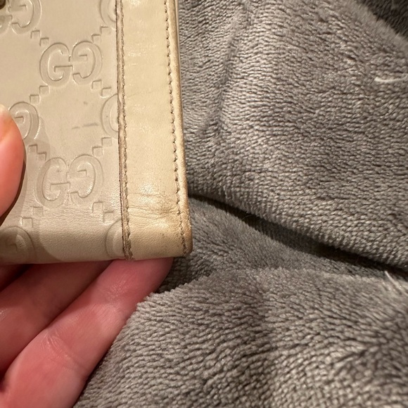 Good used condition Gucci, wallet, off-white - Picture 10 of 14